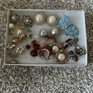 Elegant Pearl and Crystal vintage Earring Sets